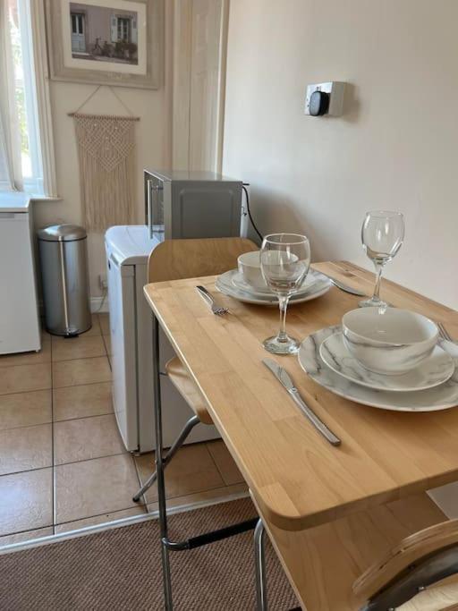 1 Bedroom Flat Sleeps 4 In Abingdon Oxfordshire Εξωτερικό φωτογραφία